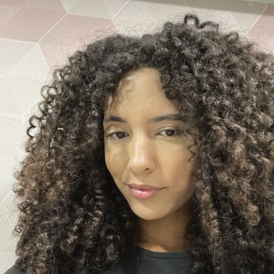 SARAH FERNANDES ABADE